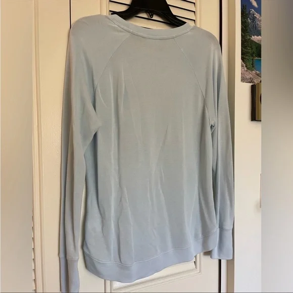 Athleta light blue long sleeve shirt - Picture 2 of 6